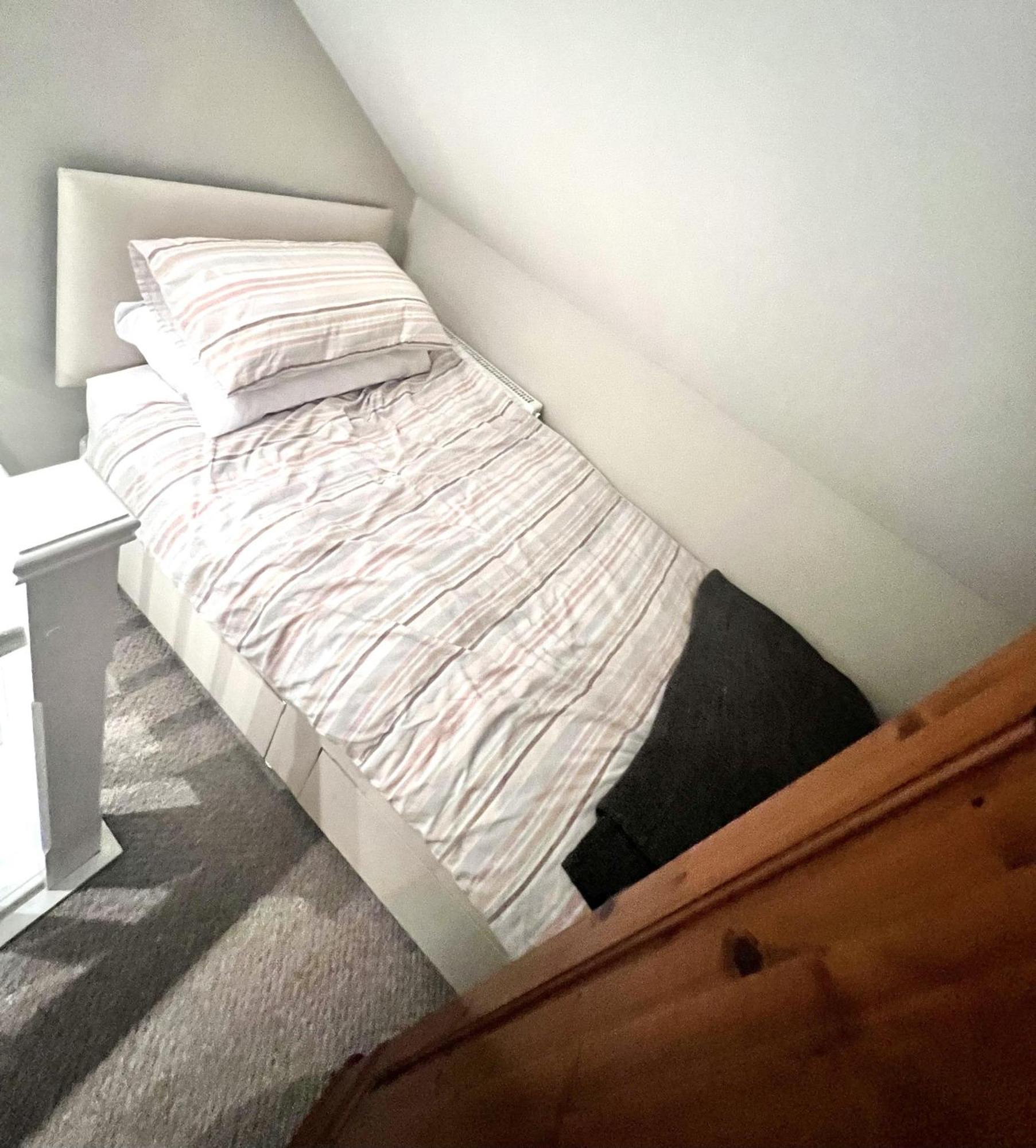 Rural Cottage-full Kitchen-pets Ok-paddock Holiday home Shrewsbury